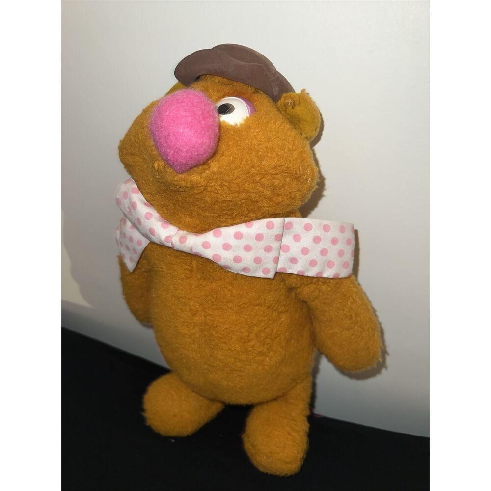 Vintage 1976 Fisher Price‎ - Fozzie Bear 14" Plush Muppets Jim Henson w/ Hat - Picture 2 of 6